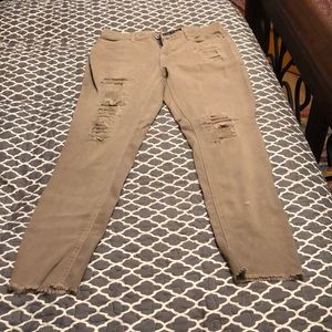 Casual distressed pant/non smoking home